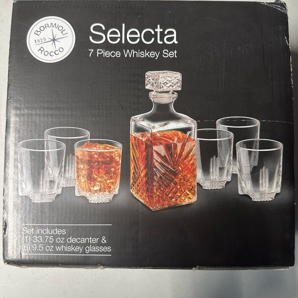 Bormioli Rocco Selecta 7 piece Whiskey Set